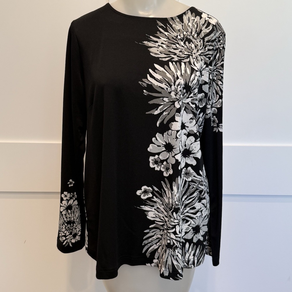 Bob Mackie Wearable Art Women's M Black White Floral Long Sleeve Top